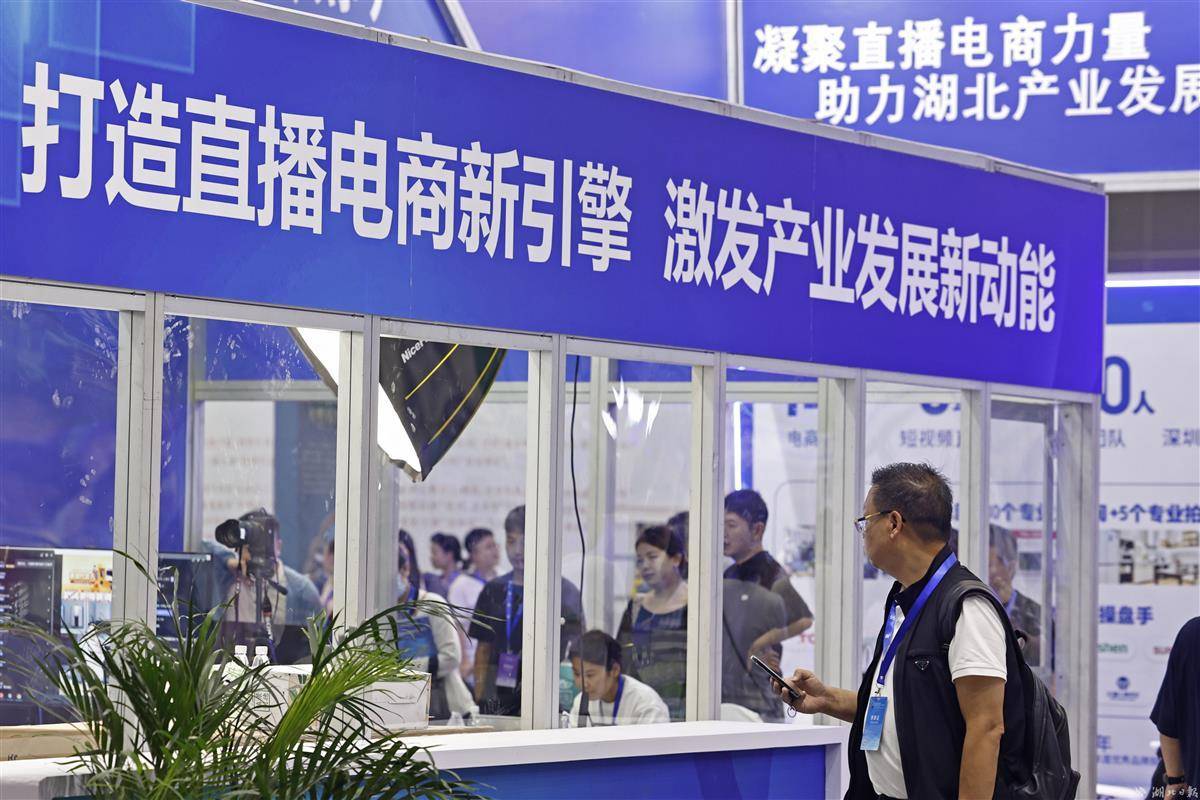 摆脱游戏网站注册